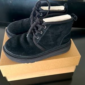 Kids UGG Neumell II Black Boot